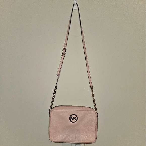 Michael Kors Blush Cross Body Purse - Picture 1 of 16